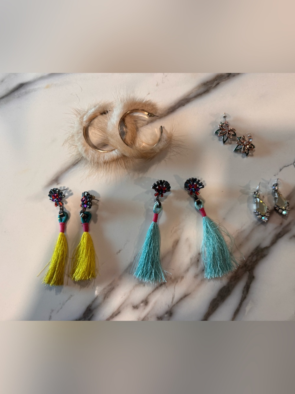 Bright Tassel and Faux Fur Hoop Earring Set - Multicolor - lot of 5 pairs